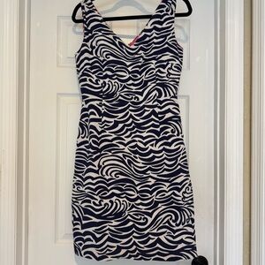 Lilly Pulitzer Navy Blue and Cream Wave Lined Zip up Dress